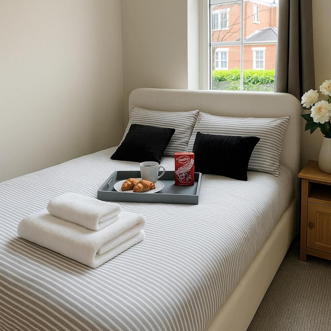 Comfy 2br Flat - Free Parking - Near Centre Apartamento